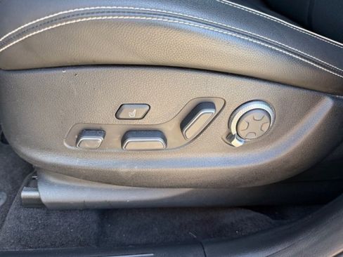 Used 2023 Genesis Electrified GV70 AWD/4WD image 11