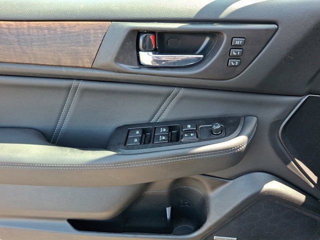 Used 2019 Subaru Outback 2.5i Limited w/ Protection Package #1 AWD/4WD image 16