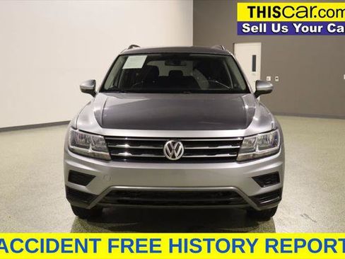 Used 2020 Volkswagen Tiguan SE FWD image 2