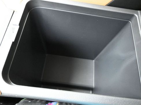 New 2025 Nissan Sentra SV w/ SV Premium Package image 20