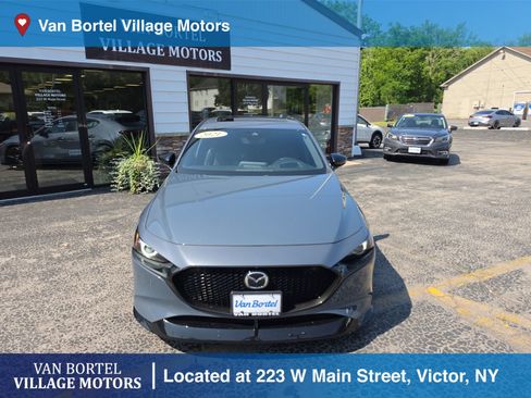 Used 2021 MAZDA MAZDA3 Hatchback w/Premium Plus Pkg AWD/4WD image 2