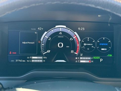 Used 2023 Toyota Tundra Limited image 22