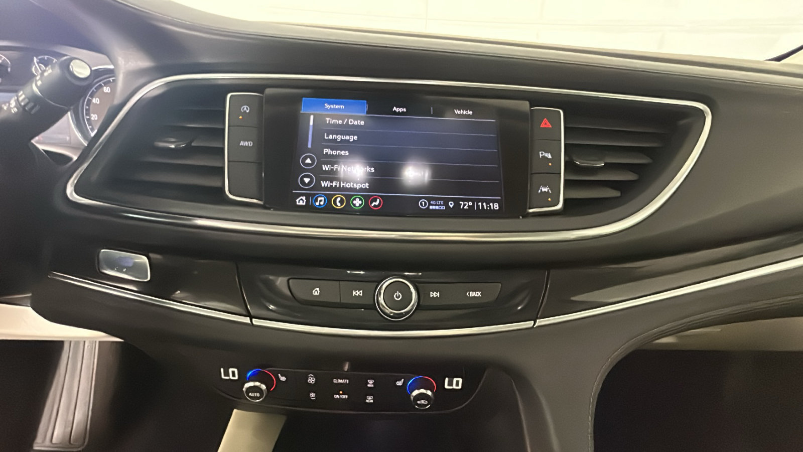 Used 2023 Buick Enclave Essence w/ Experience Buick Package AWD/4WD image 26