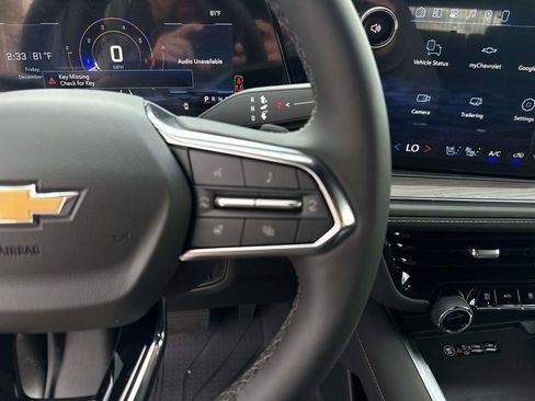 New 2026 Chevrolet Suburban Premier image 22