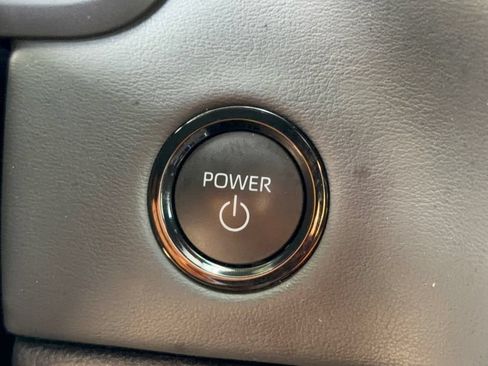 Used 2025 Toyota Sequoia Platinum AWD/4WD image 19