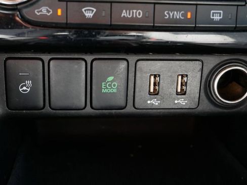 Used 2024 Mitsubishi Eclipse Cross SEL AWD/4WD image 25