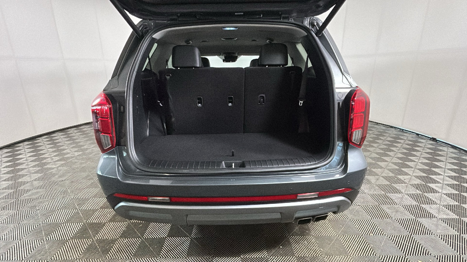Used 2025 Hyundai Palisade SEL FWD image 32