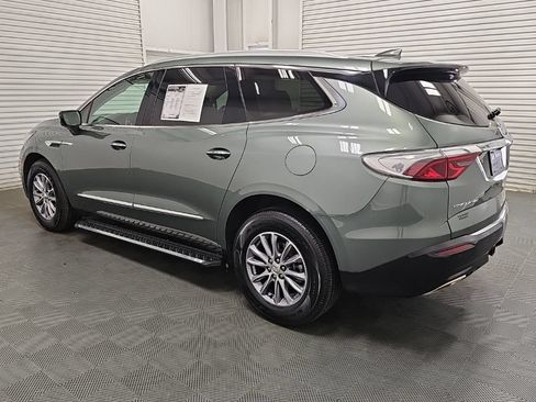 Certified 2024 Buick Enclave Essence w/ Technology Package FWD image 6