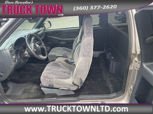 Used 2002 GMC Sonoma SLS w/ Marketing Option Pkg RWD image 11