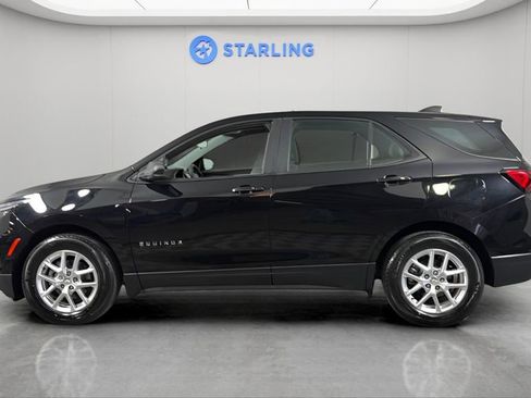 Used 2024 Chevrolet Equinox LS FWD image 4