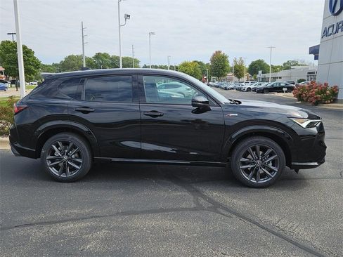 New 2025 Acura ADX A-Spec image 2