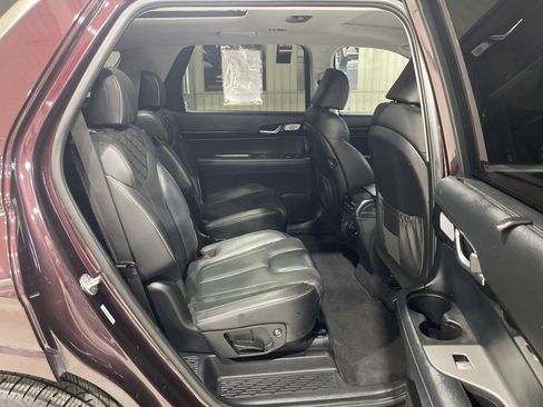 Used 2021 Hyundai Palisade Limited AWD/4WD image 12