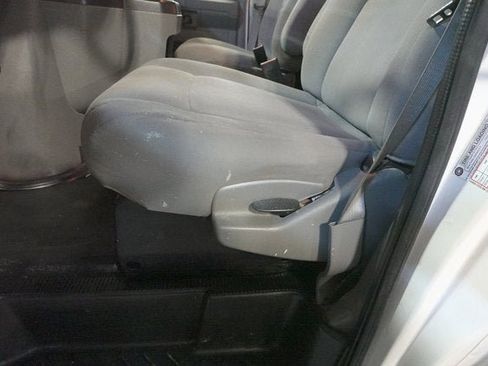 Used 2009 Ford E-350 and Econoline 350 Super Duty image 9