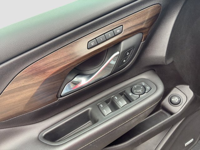Used 2018 GMC Terrain Denali FWD image 15