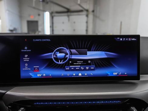 Certified 2025 BMW i4 M50 w/ Premium Package AWD/4WD image 18