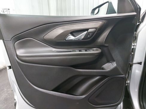 Used 2022 GMC Terrain SLE w/ Driver Convenience Package image 27