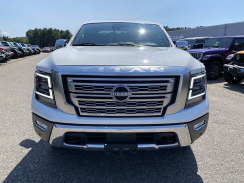 Used 2023 Nissan Titan Platinum Reserve w/ Moonroof Package AWD/4WD image 11