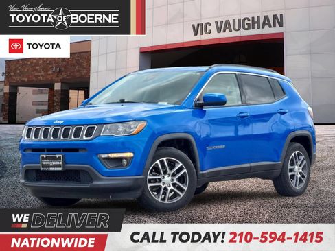 Used 2018 Jeep Compass Latitude w/ Popular Equipment Group FWD image 1