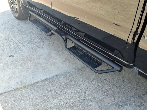 Used 2025 Chevrolet Silverado 1500 Custom RWD image 9