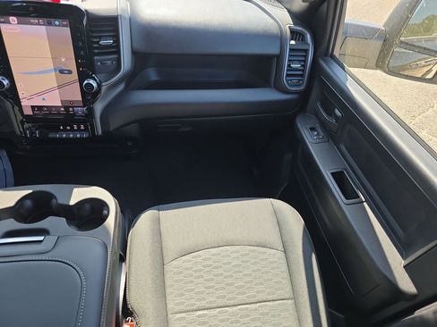 New 2026 RAM 2500 Tradesman AWD/4WD image 17