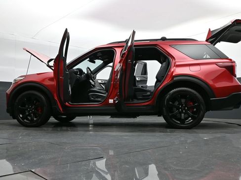 Used 2023 Ford Explorer ST w/ Equipment Group 401A AWD/4WD image 41