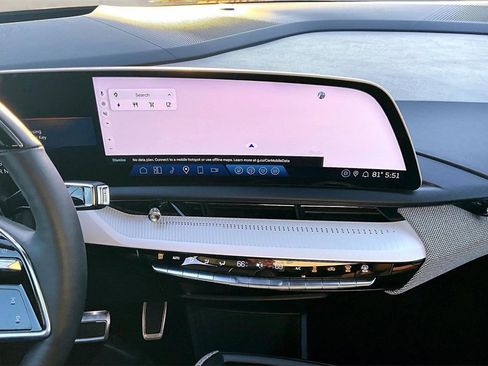 Certified 2025 Cadillac Optiq Luxury 2 w/ LPO, Floor Liner Package image 9