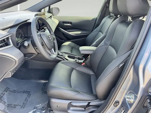 Used 2025 Toyota Corolla SE image 10