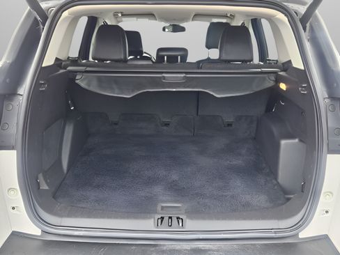 Used 2017 Ford Escape Titanium AWD/4WD image 25