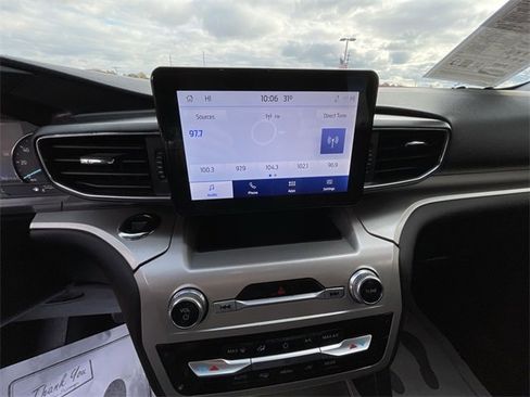Used 2022 Ford Explorer XLT w/ Equipment Group 202A image 22