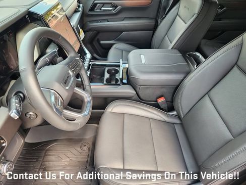 New 2026 GMC Yukon Denali AWD/4WD image 9