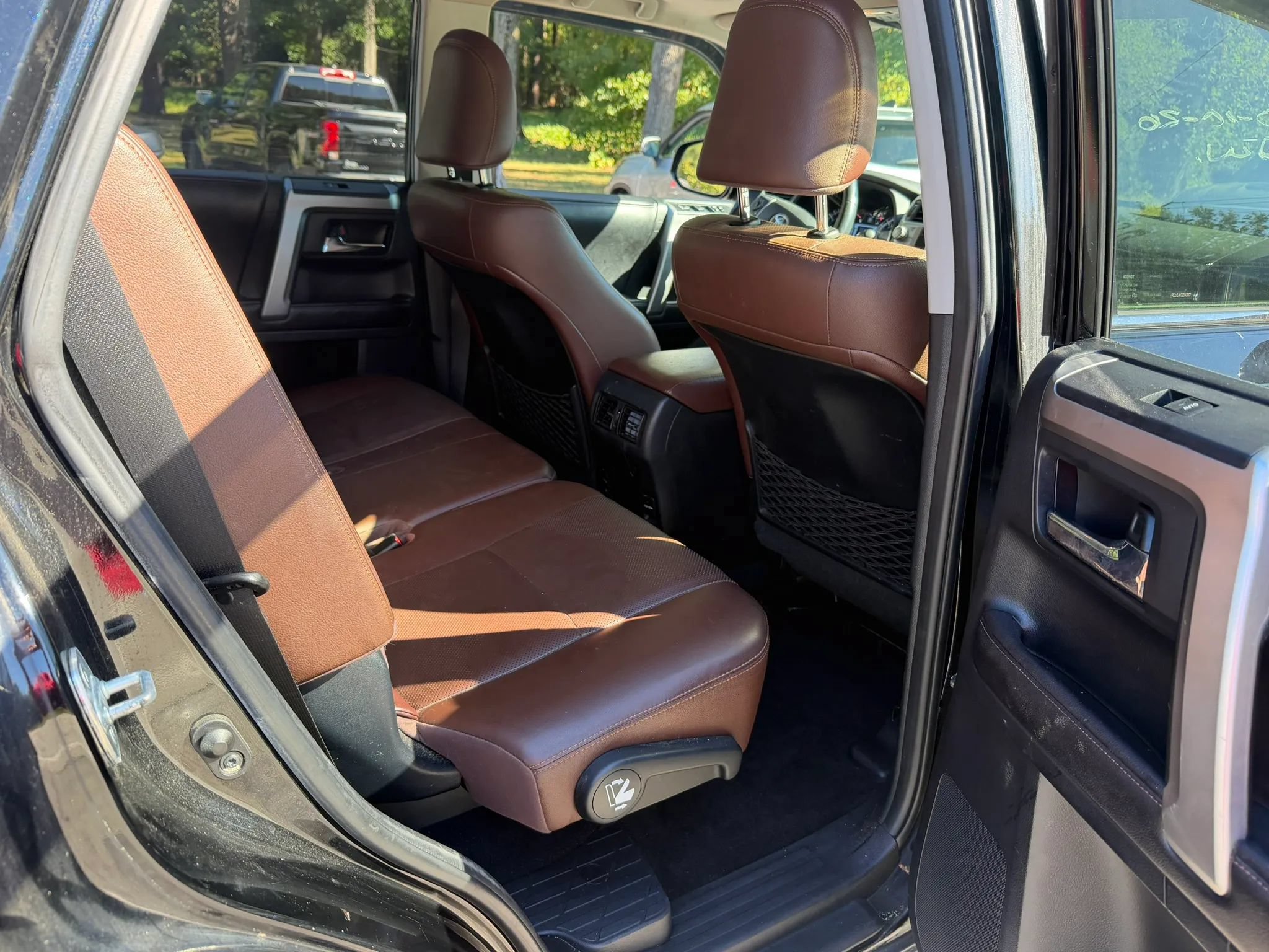Used 2016 Toyota 4Runner Limited RWD image 4