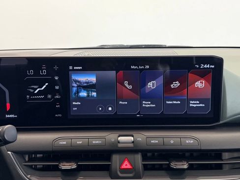 Used 2025 Kia K4 EX FWD image 11