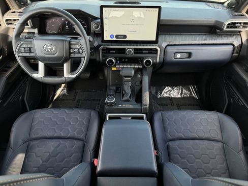 Used 2026 Toyota 4Runner 4WD image 9