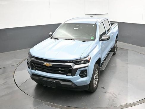 New 2025 Chevrolet Colorado LT w/ LT Convenience Package image 17