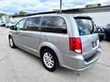 Used 2018 Dodge Grand Caravan SXT w/ Driver Convenience Group image 4