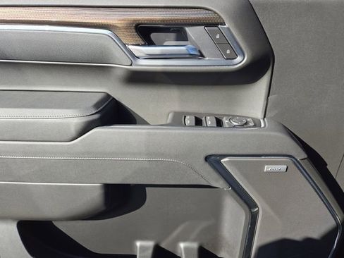 New 2026 Chevrolet Silverado 1500 LT Trail Boss w/ Safety Package AWD/4WD image 18