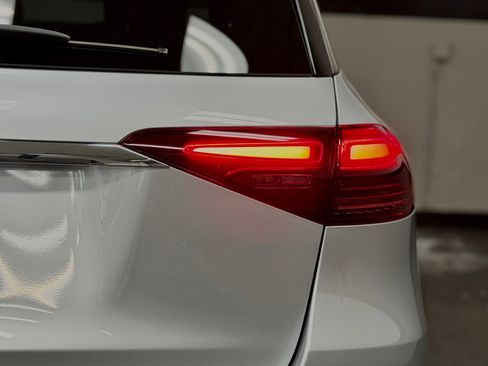 Used 2026 Mercedes-Benz GLE 350 4MATIC image 14