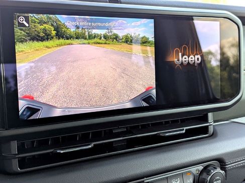 New 2025 Jeep Gladiator Mojave w/ Safety Group image 41