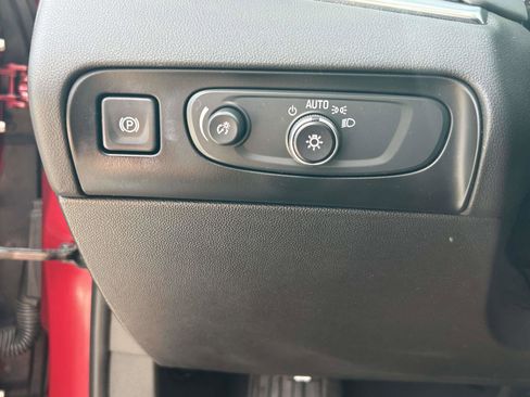 Used 2021 Buick Enclave Preferred FWD image 23