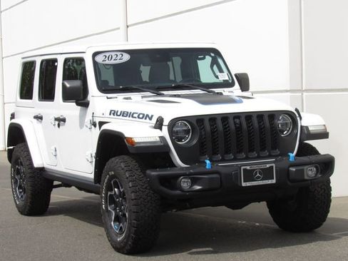 Used 2022 Jeep Wrangler Unlimited Rubicon 4xe w/ Steel Bumper Group AWD/4WD image 2