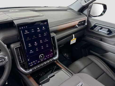 New 2026 GMC Yukon Denali w/ Sun & Power Step Package image 24