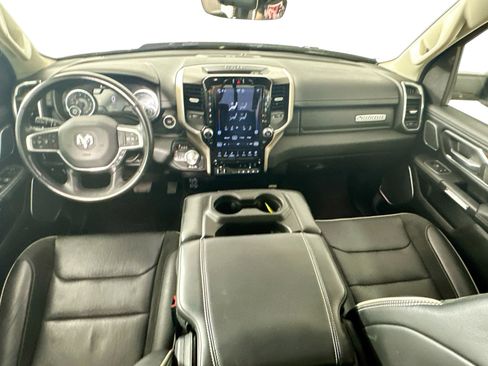 Used 2022 RAM 1500 Laramie AWD/4WD image 28