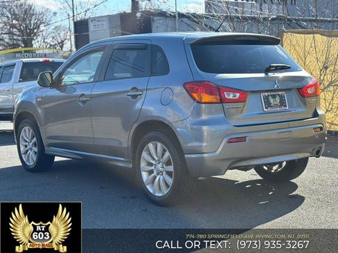 Used 2011 Mitsubishi Outlander Sport SE image 4