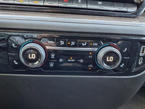 Used 2024 Chevrolet Silverado 1500 RST image 14