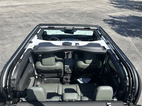 Used 2024 Jeep Gladiator Mojave image 49