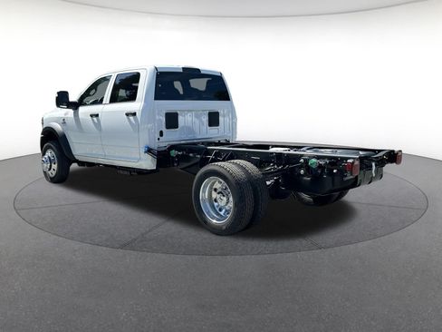New 2026 RAM 5500 Tradesman AWD/4WD image 3