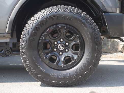 Certified 2024 Ford Bronco Wildtrak AWD/4WD image 21