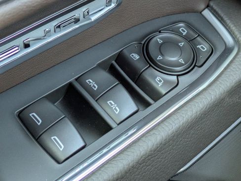 New 2026 GMC Sierra 1500 Denali w/ Denali Reserve Package image 24