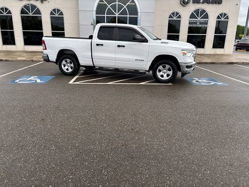 Used 2023 RAM 1500 Big Horn AWD/4WD image 2