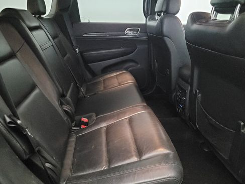 Used 2018 Jeep Grand Cherokee Limited AWD/4WD image 19